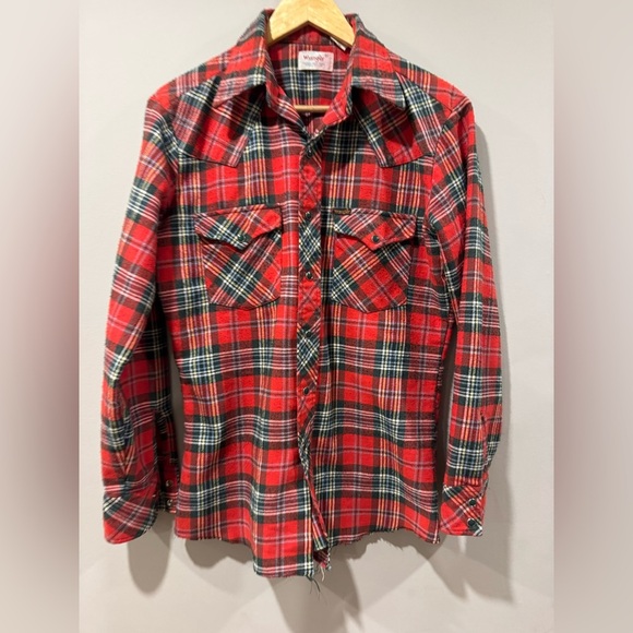 Vintage Wrangler Button Up Shirt Red Plaid Flannel Pearl Snap - Picture 3 of 10